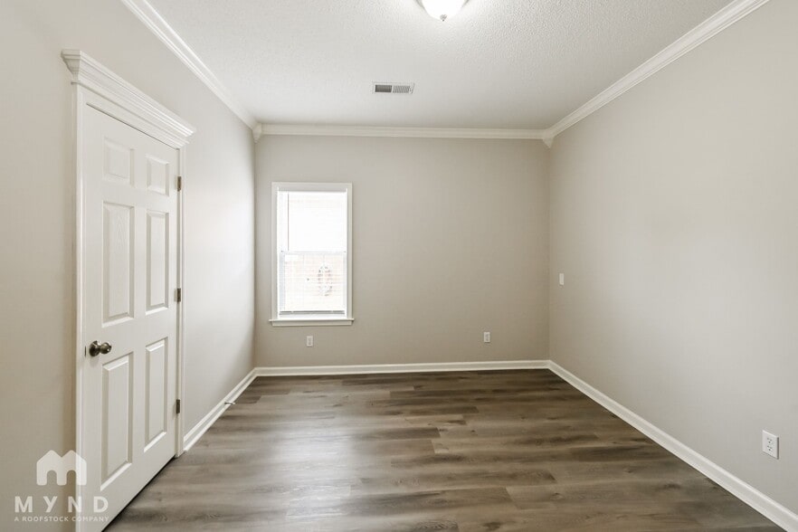 Building Photo - 6298 Ivy Trails Dr