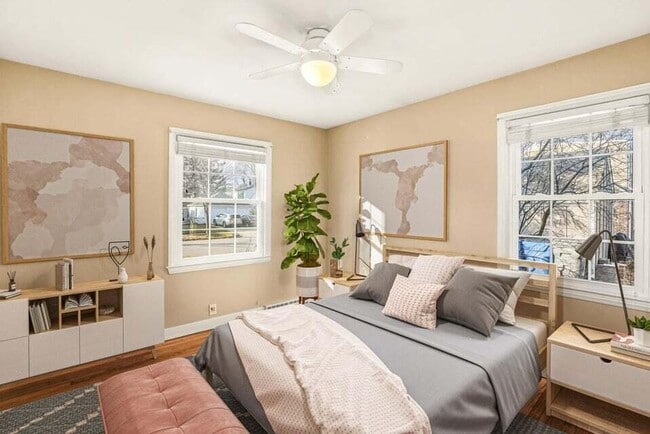 Building Photo - 5160 N Bay Ridge Ave