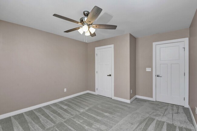 Building Photo - 217 Golden Fluke Dr