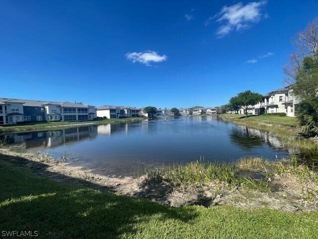 Building Photo - 3610 Lansing Loop