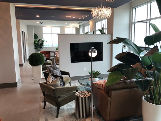 Building Photo - 13222 Ballantyne Corporate Pl