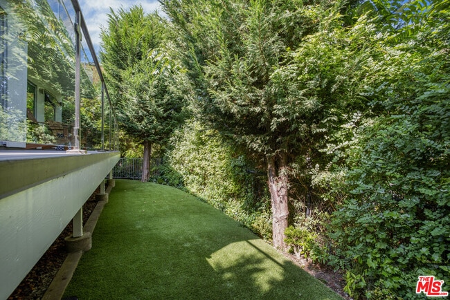 Building Photo - 279 Mabery Rd