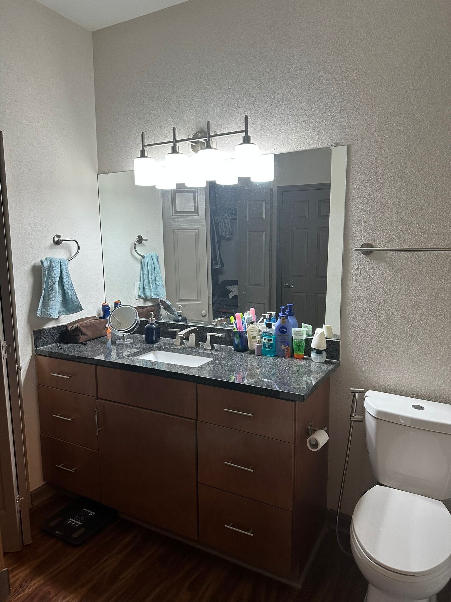 Building Photo - 5210 Misty Oaks Dr