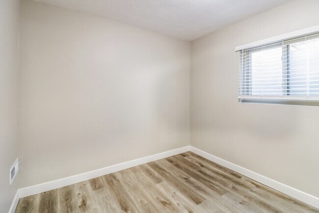 Building Photo - 3222 Flintbrook Cir