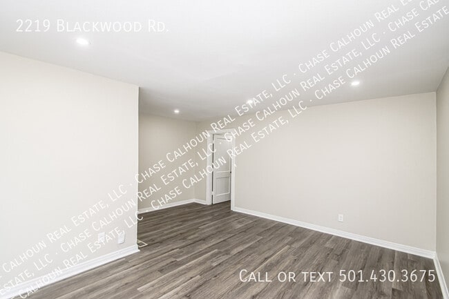 Building Photo - 2219 Blackwood Rd