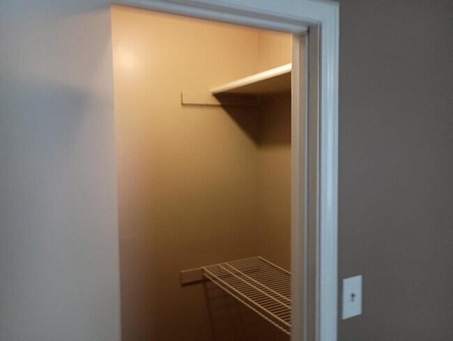 Building Photo - 405 Santa Fe Trail