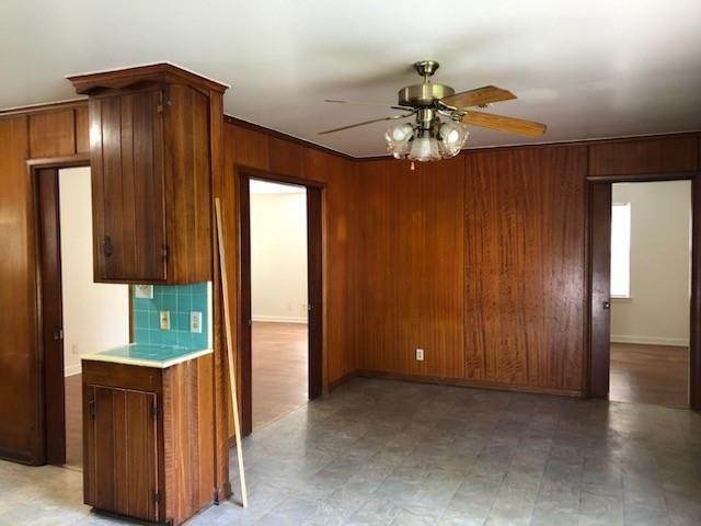 Building Photo - 10806 Burdine St