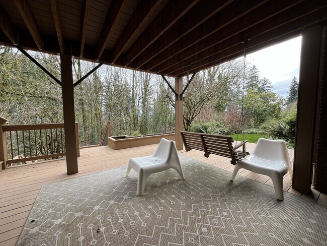 Building Photo - Spacious 1 Bedroom ADU Steps to OHSU with Soaking Tub, Rain Shower, and Treeline Views
