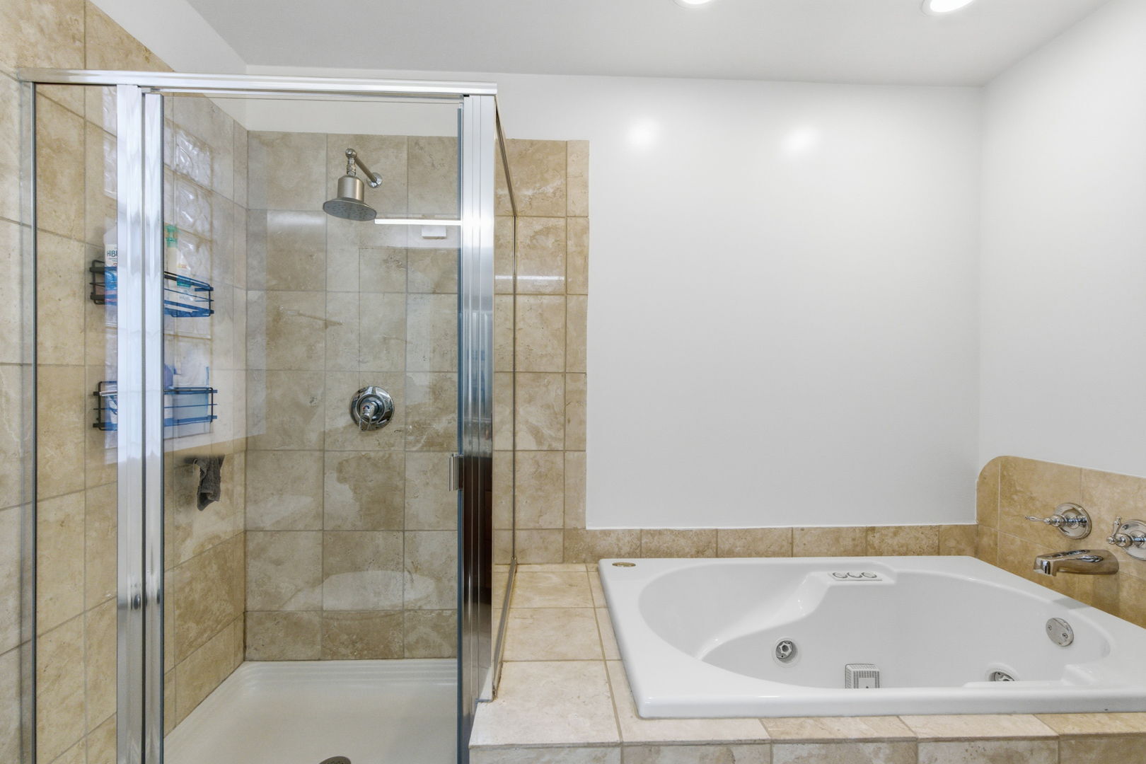 Building Photo - 2228 N Seeley Ave