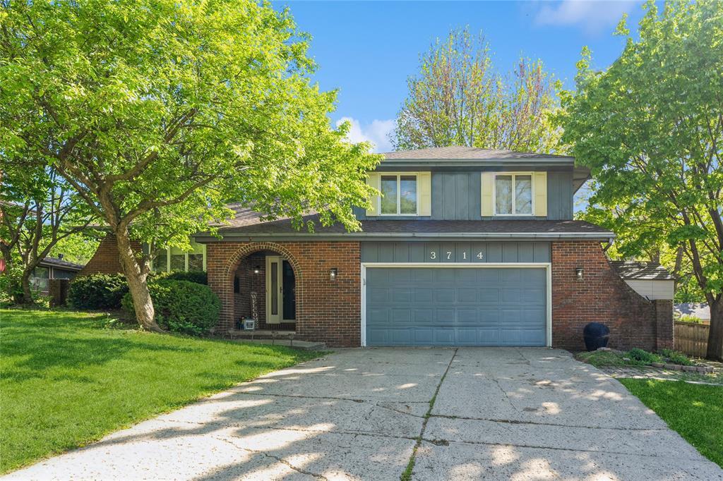 Building Photo - 3714 Skyline Dr