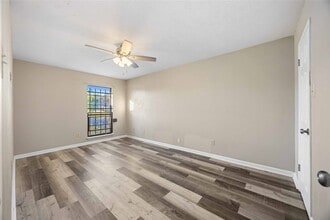 Building Photo - 14515 Merry Meadow Dr