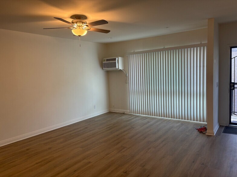 Building Photo - 4753 Kester Ave