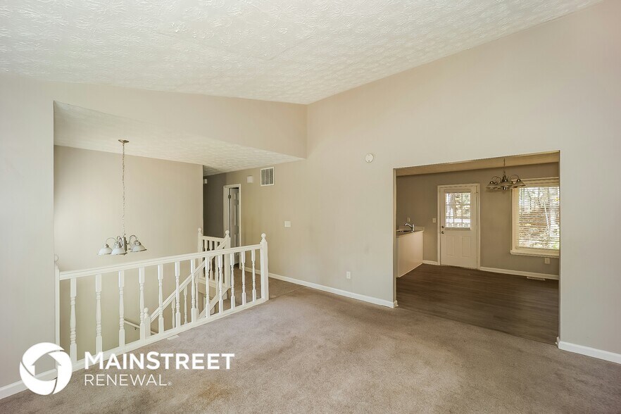 Building Photo - 5120 Cochran Dr