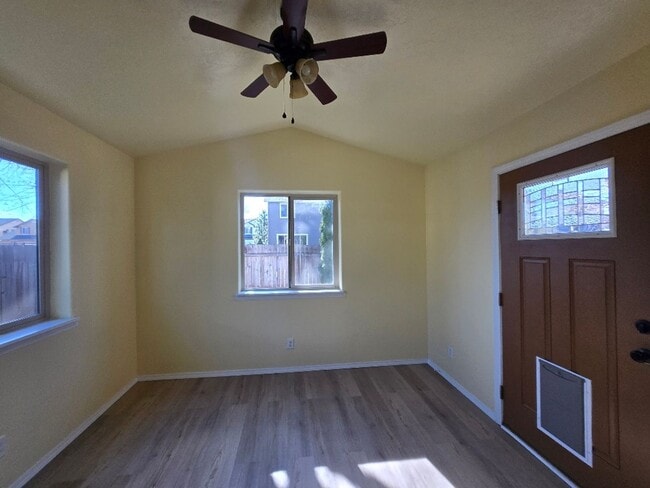 Building Photo - Lovely Meridian Home