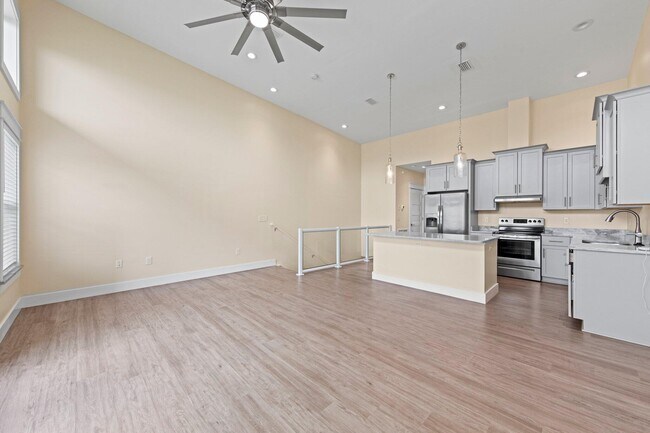 Building Photo - 340 Bluefish Dr