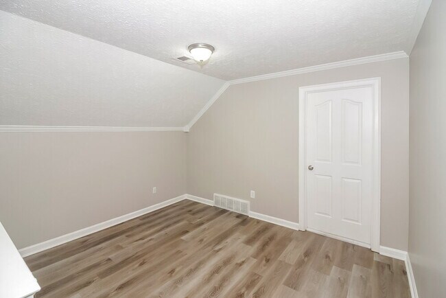 Building Photo - 8840 Bazemore Rd