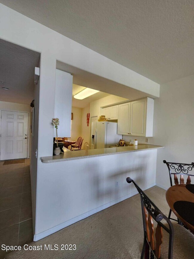 Building Photo - 6858 Toland Dr