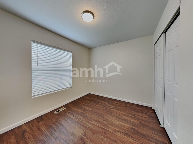 Building Photo - 6627 Sonny Blue Dr