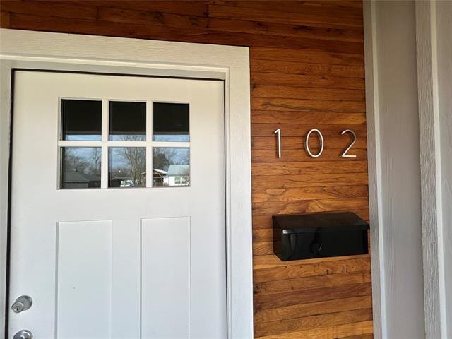 Building Photo - 102 Colorado St