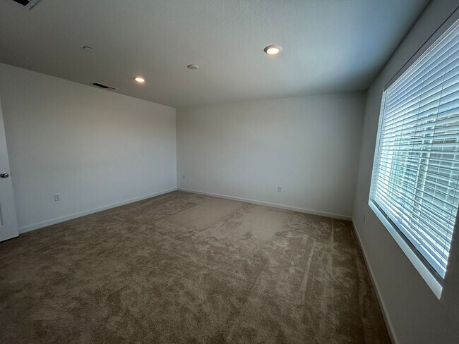 Building Photo - Brand New Build in Great Location and New ...