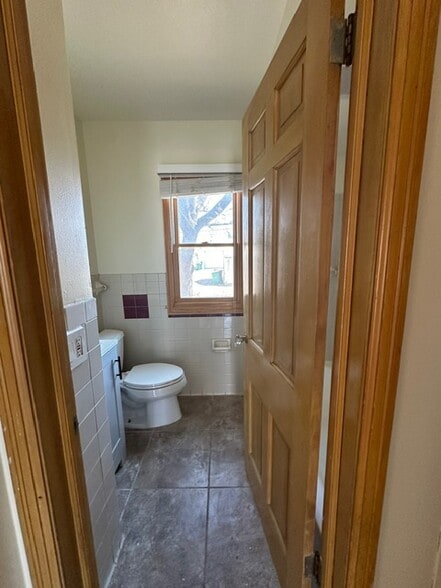 Building Photo - 3808 Vera Cruz Ave N