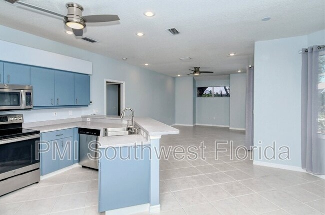 Building Photo - 607 Oak River Ct