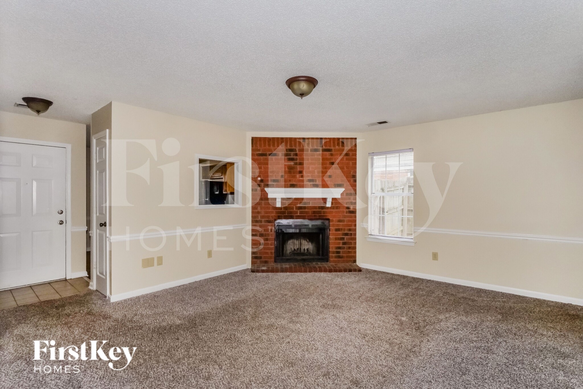 Building Photo - 3926 Oak Branch Cir W