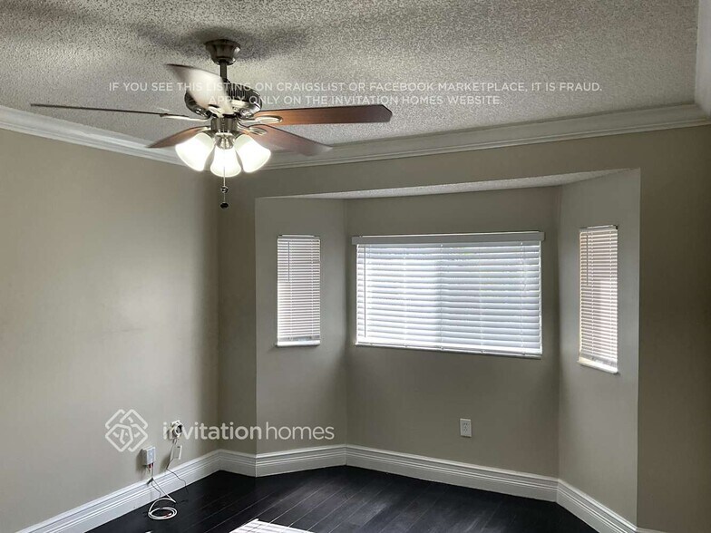 Building Photo - 14137 SW 166th Terrace