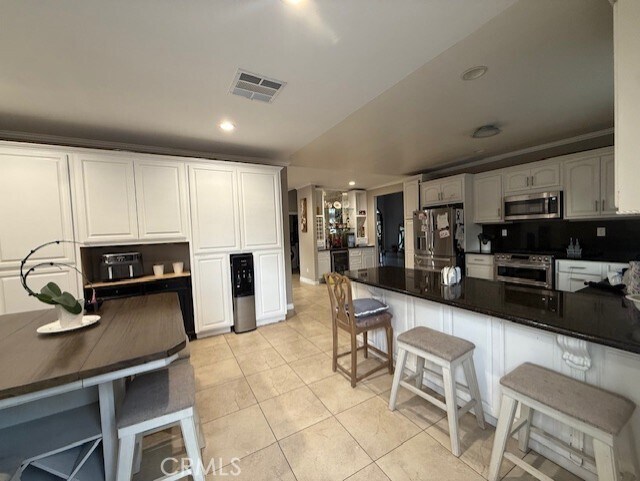 Building Photo - 1723 W Via Bello Dr