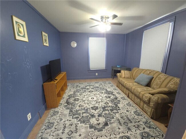 Building Photo - 30 Flanders St