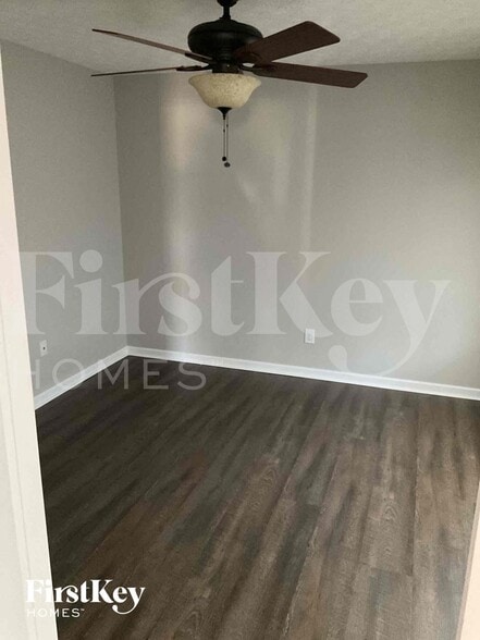 Building Photo - 5525 Goose Falls Dr