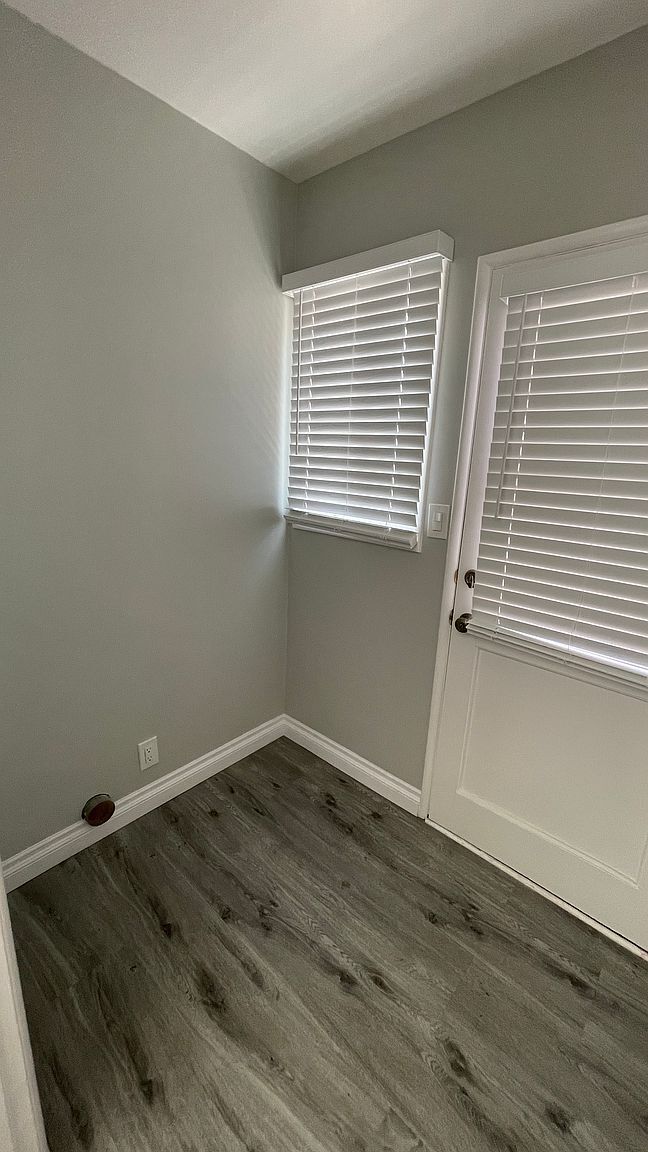 Building Photo - 9665 Glandon St