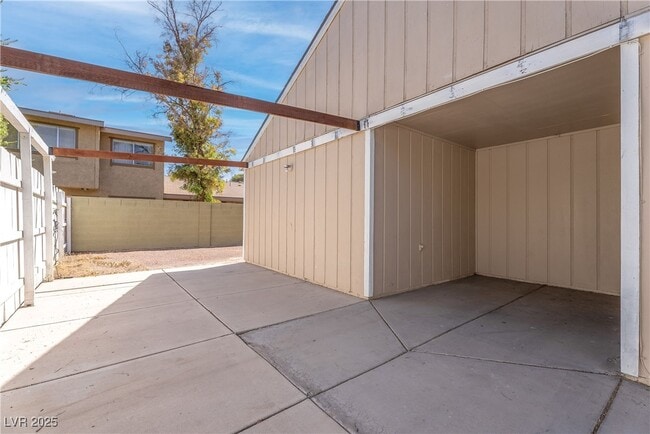 Building Photo - 6417 Addely Dr