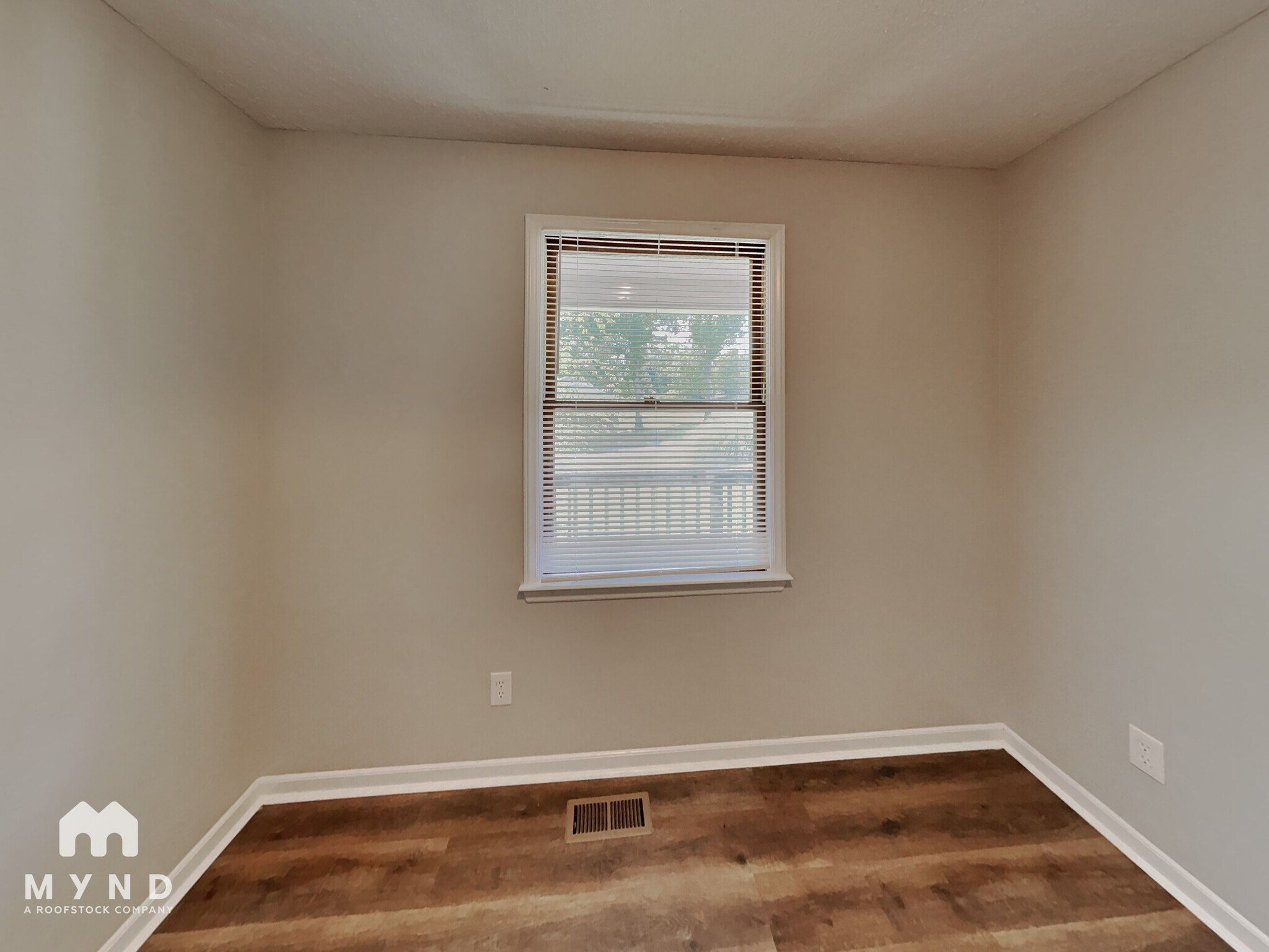 Building Photo - 4317 Freeport Dr