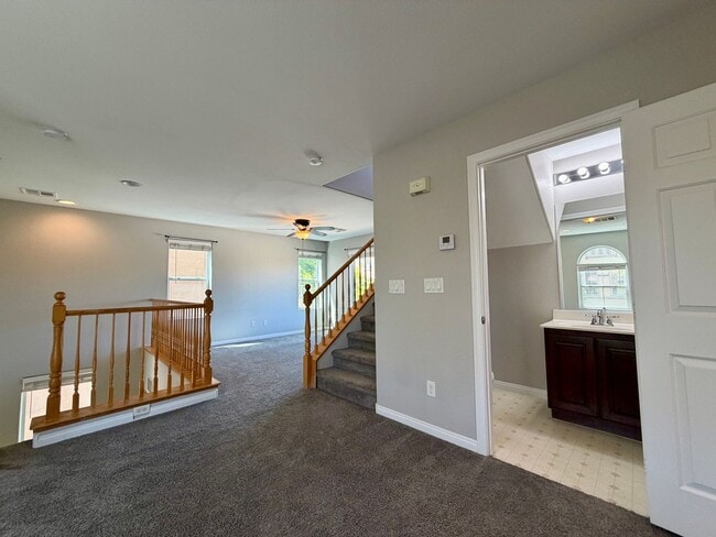 Building Photo - 3 story in Silverado Ranch
