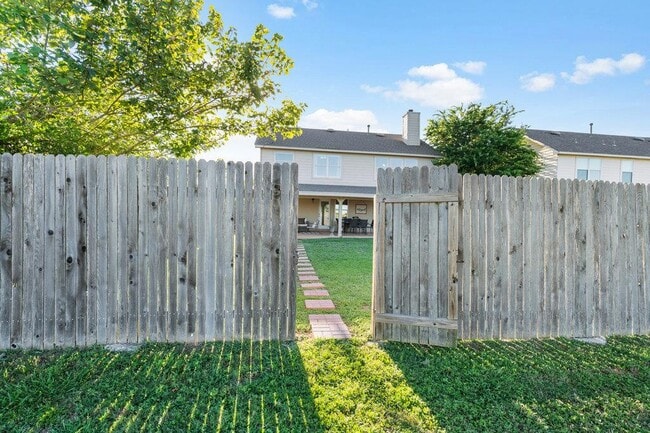 Building Photo - 3125 Winding Shore Ln