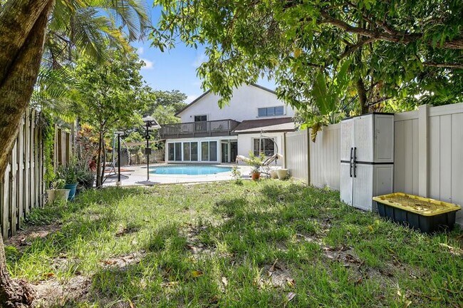 Building Photo - 8201 SW 57th St