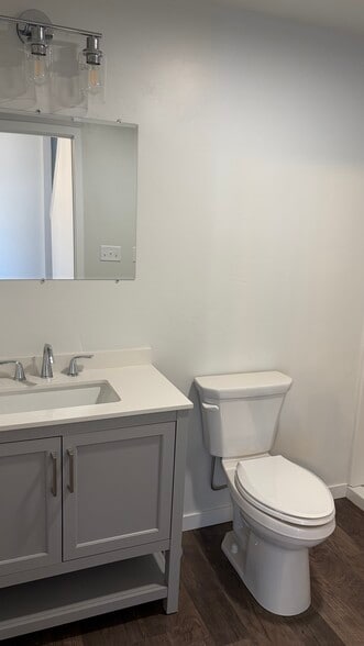 Building Photo - 51 W 14th St