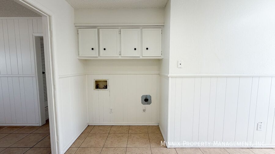 Building Photo - 5718 Brownfield Dr