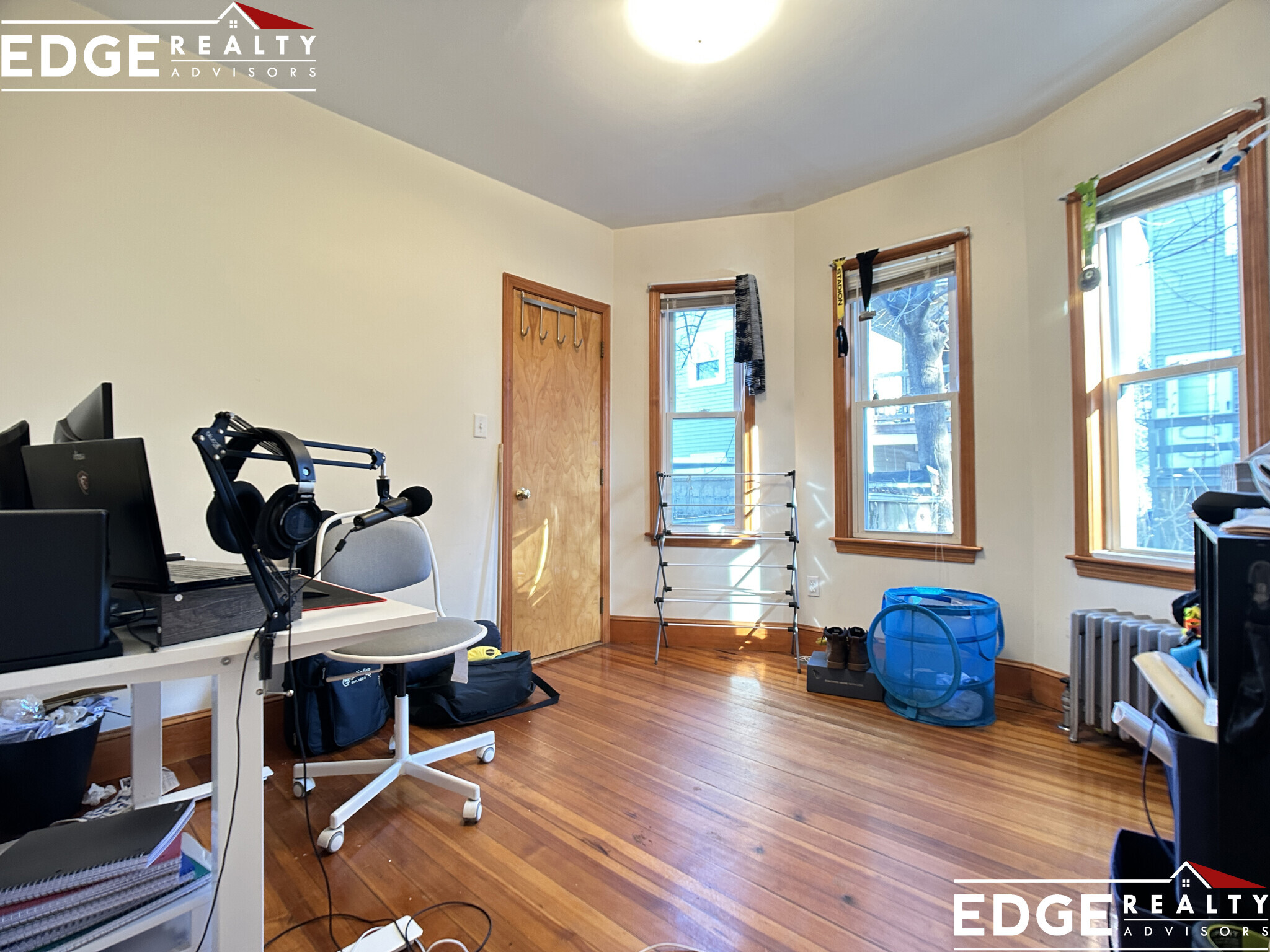 Building Photo - 4 Montcalm Ave