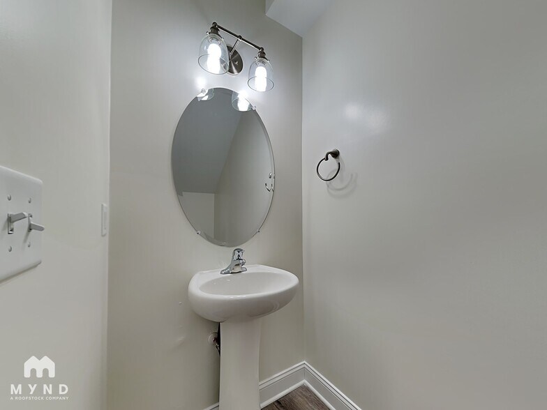 Building Photo - 2387 Eagle Creek Ct