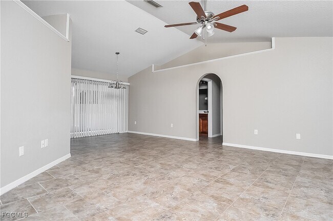Building Photo - 5204 Alametos Terrace
