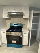 Building Photo - 750 Academy Ave