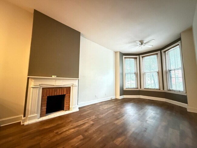 Building Photo - 822 Scott St