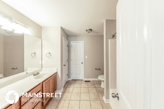 Building Photo - 855 Moonlite Dr