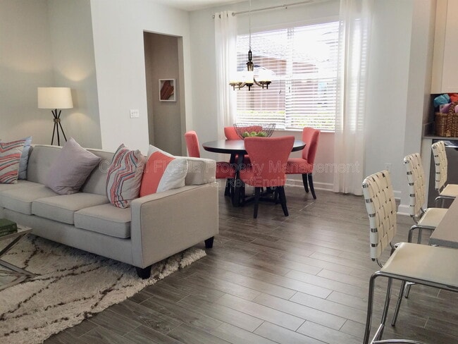 Building Photo - 12076 Theme Alley