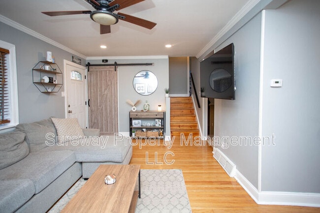 Building Photo - 403 University Blvd