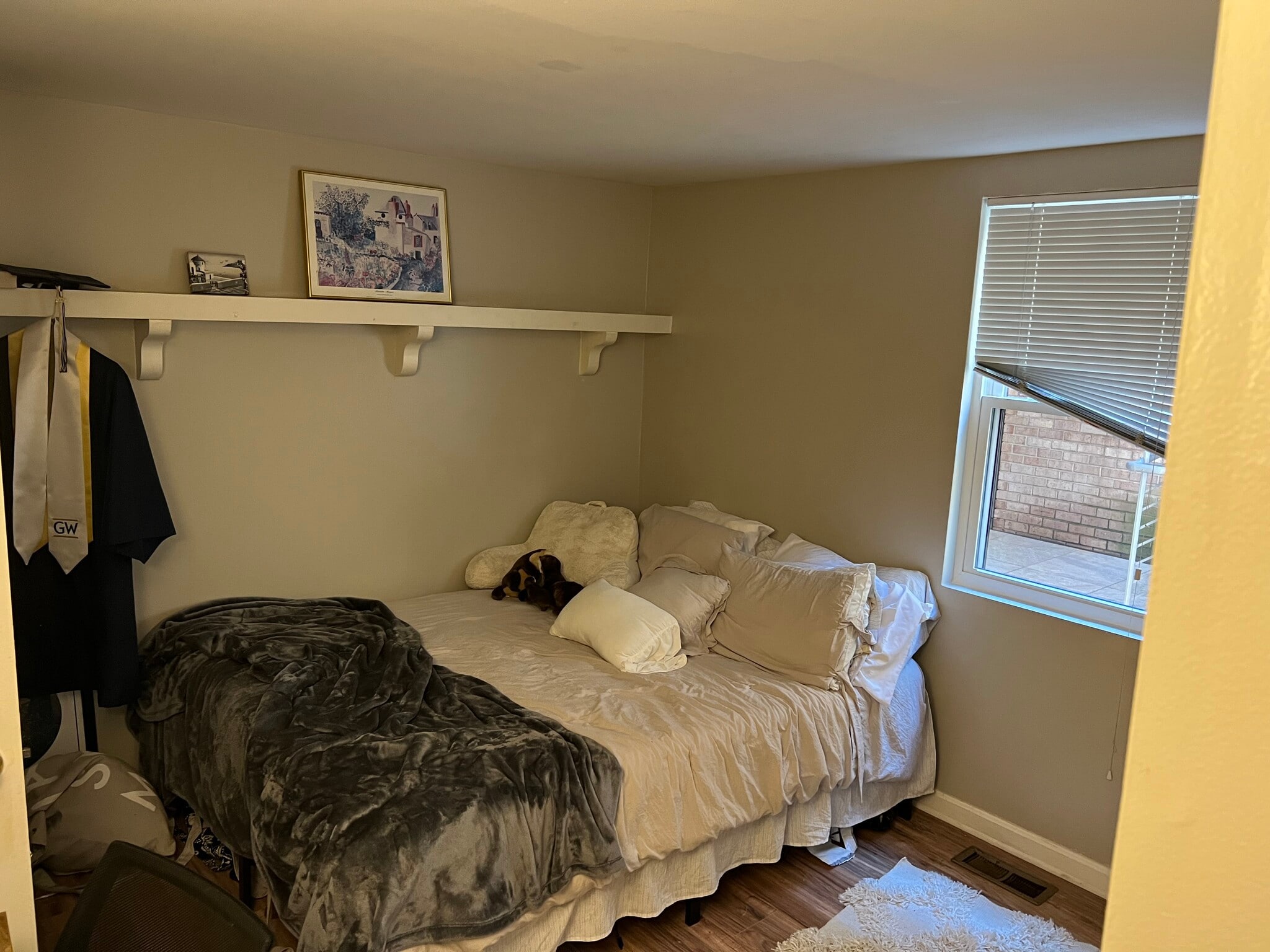 Bedroom 2 (includes en suite bath) - 1124 25th St NW