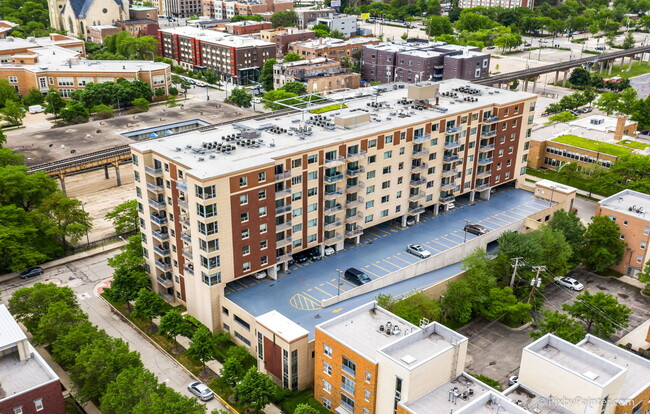 Building Photo - 100 N Hermitage Ave