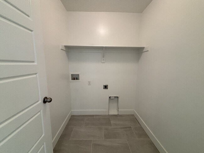 Building Photo - 6086 W Esker Terrace Ln
